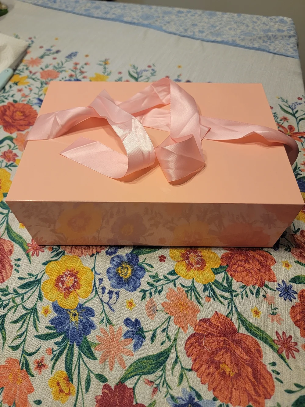 Baby Pink Magnetic Top Gift Box With Ribbon
